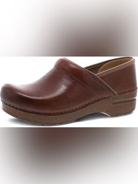 Dansko leather clog , sz : 6